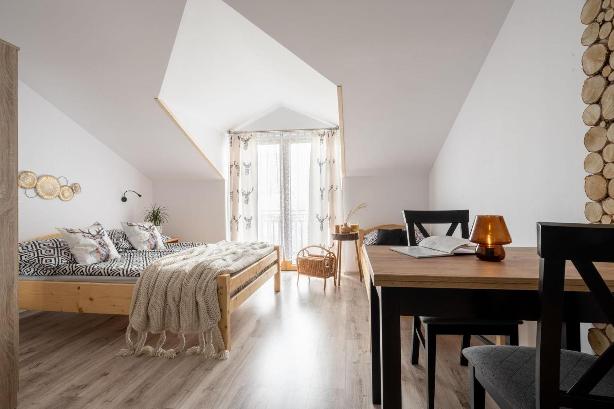 Dw Pod Zlotym Kasztanem Appartement Trybsz Buitenkant foto